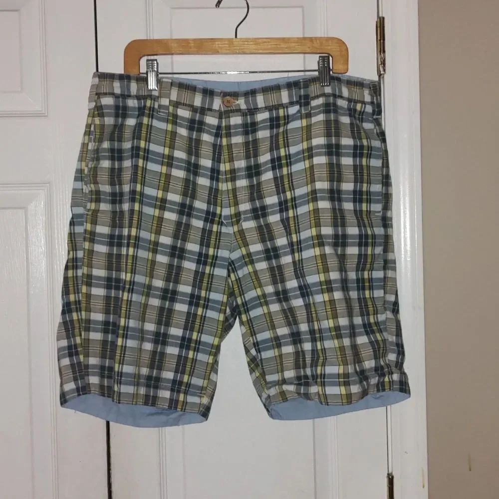 Tailor Vintage  plaid solid reversible shorts  Sz